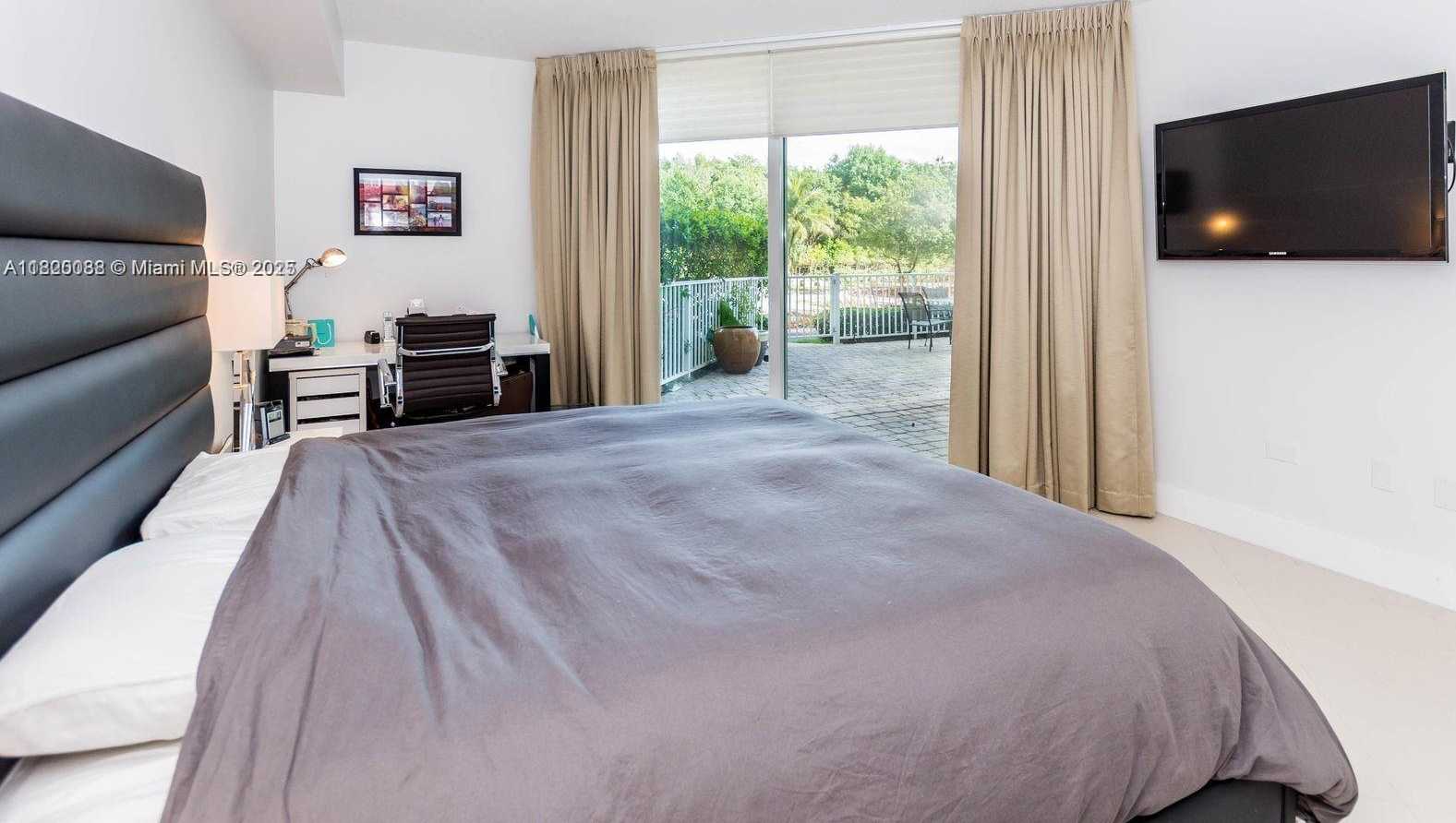 Small Image of 3370 HIDDEN BAY DR #102, Aventura Number 36