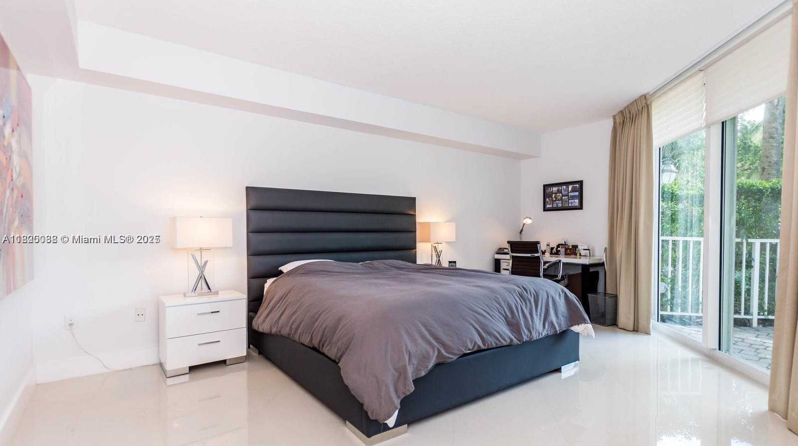 Small Image of 3370 HIDDEN BAY DR #102, Aventura Number 5