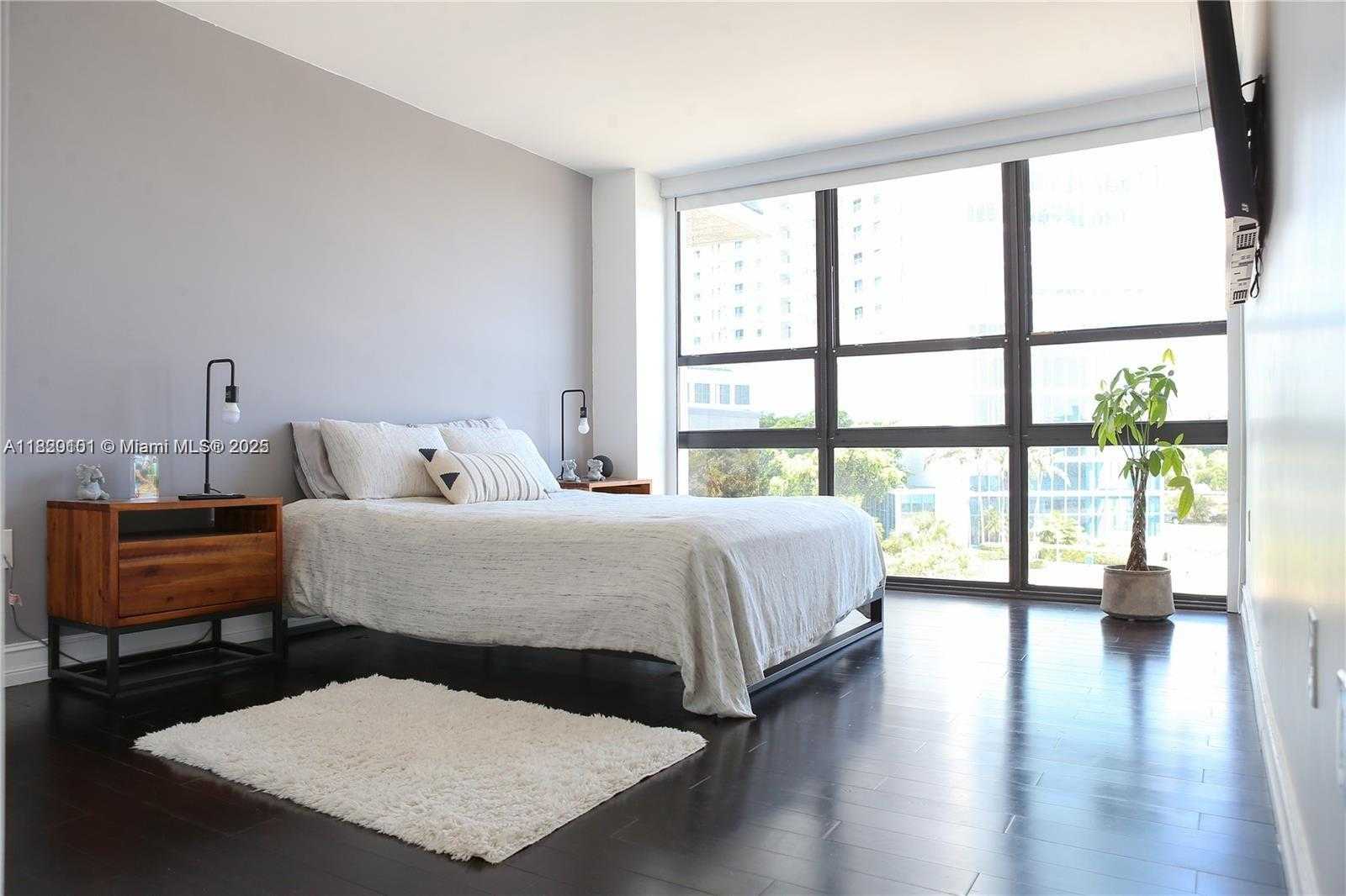 Small Image of 600 NORTH EAST 36TH ST #310, Miami Number 8