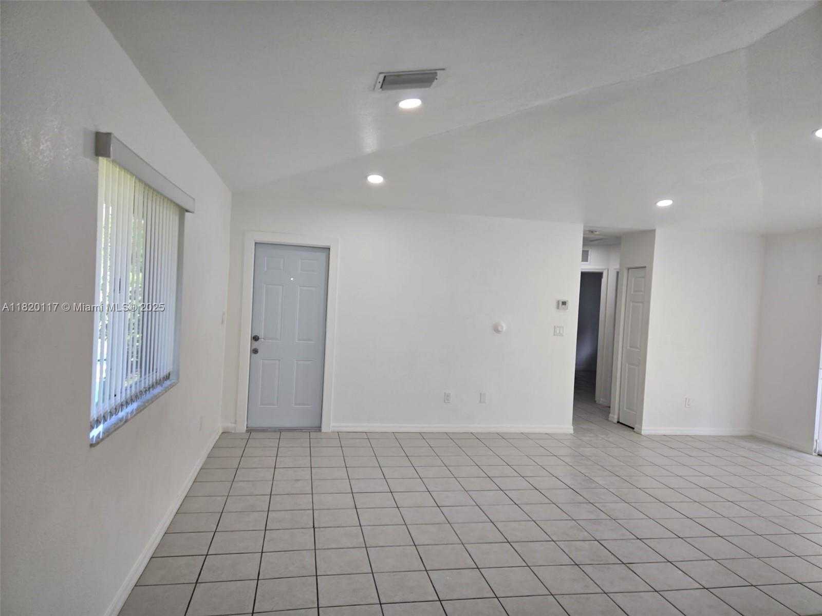 Small Image of 20137 SOUTH WEST 88TH CT #20135, Cutler Bay Number 14