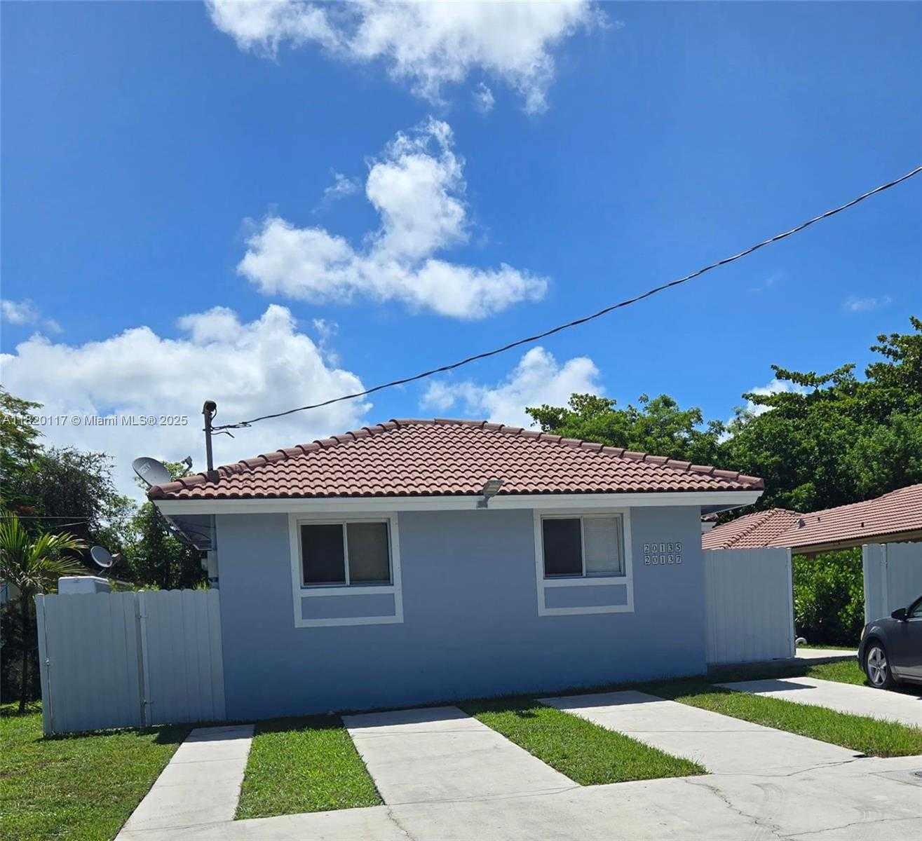 Small Image of 20137 SOUTH WEST 88TH CT #20135, Cutler Bay Number 2