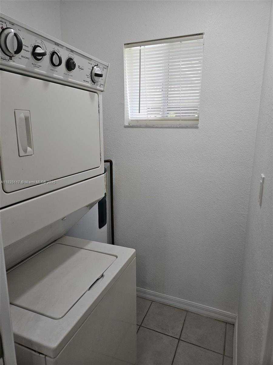 Small Image of 20137 SOUTH WEST 88TH CT #20135, Cutler Bay Number 25