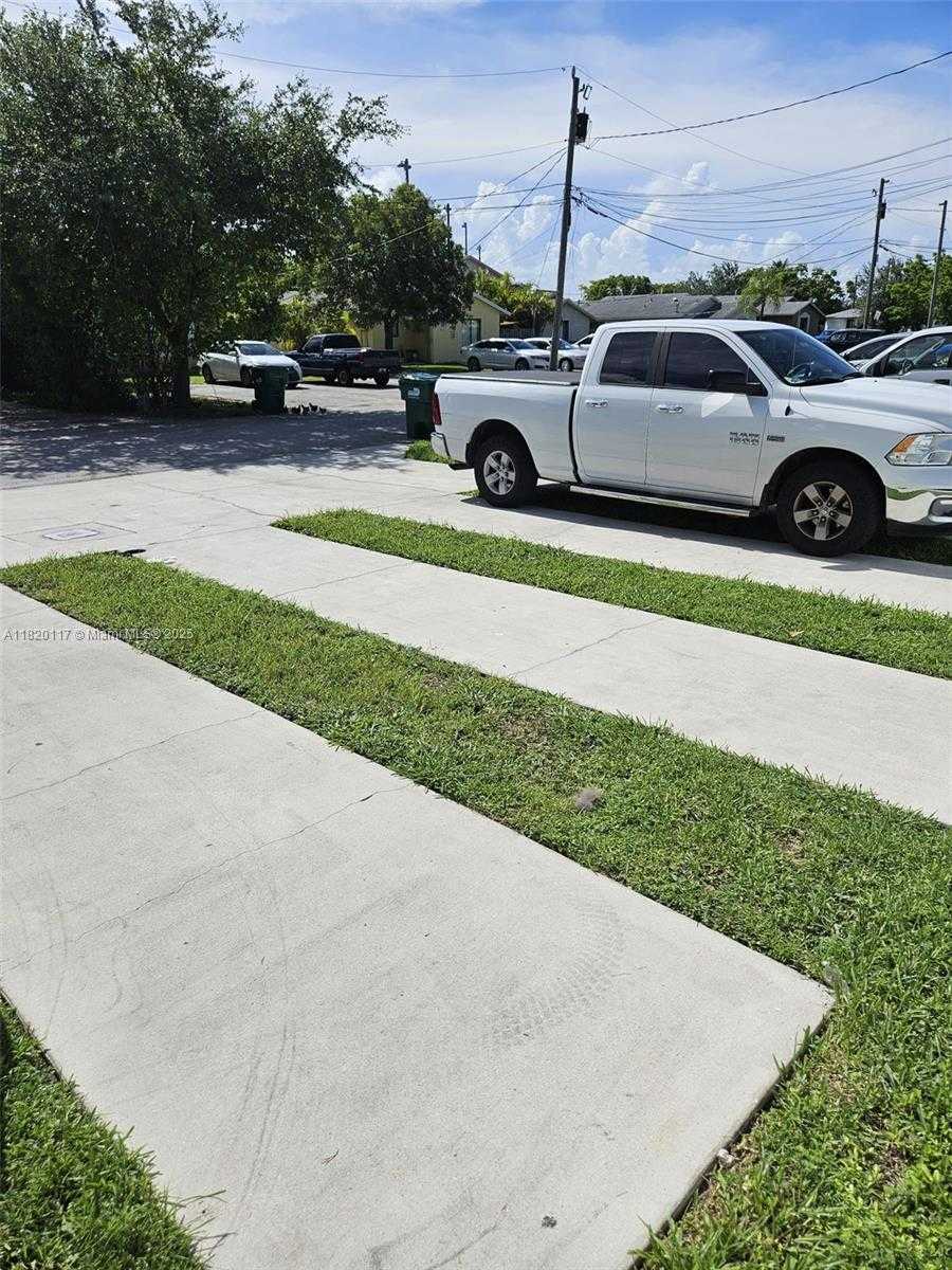 Small Image of 20137 SOUTH WEST 88TH CT #20135, Cutler Bay Number 33