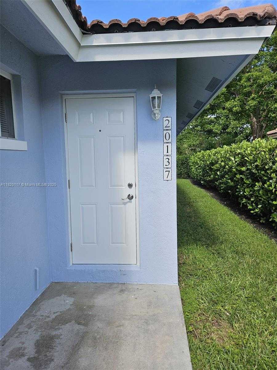 Small Image of 20137 SOUTH WEST 88TH CT #20135, Cutler Bay Number 7
