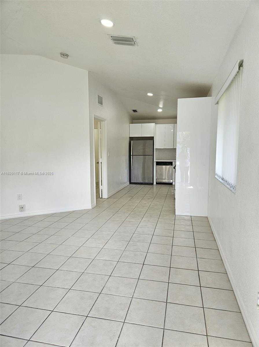 Small Image of 20137 SOUTH WEST 88TH CT #20135, Cutler Bay Number 8