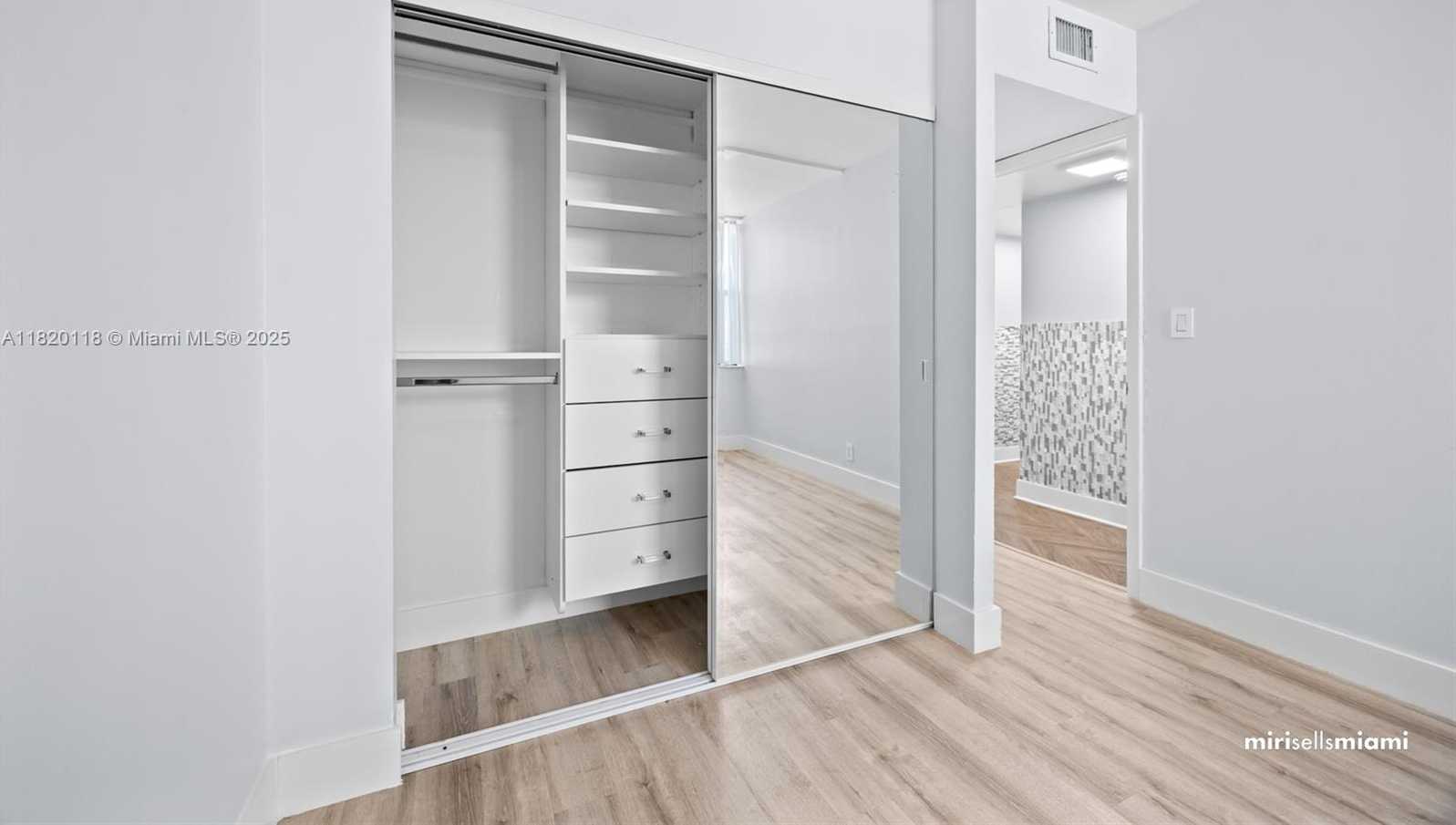 Small Image of 20441 NORTH EAST 30TH AVE #320-9, Aventura Number 14