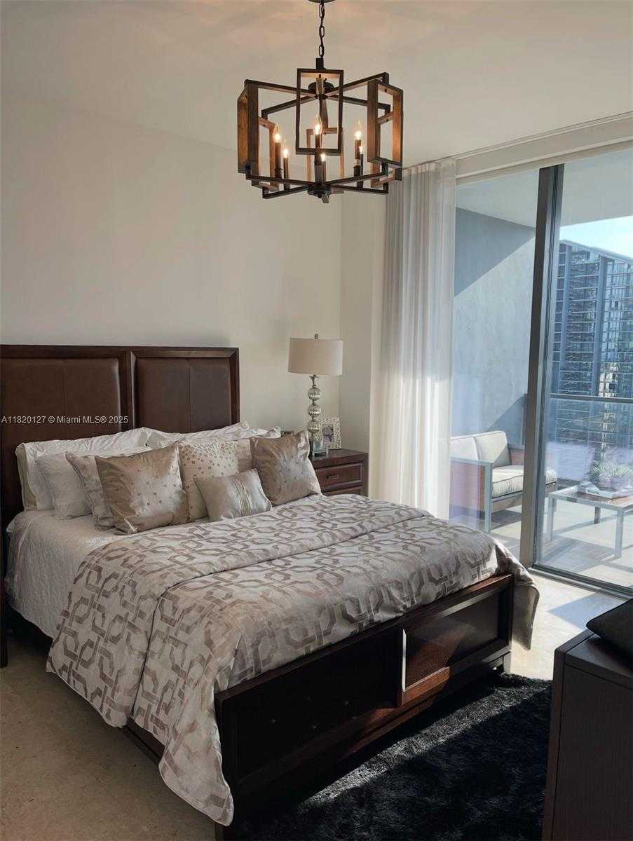 Small Image of 68 SOUTH EAST 6TH ST #3606, Miami Number 10