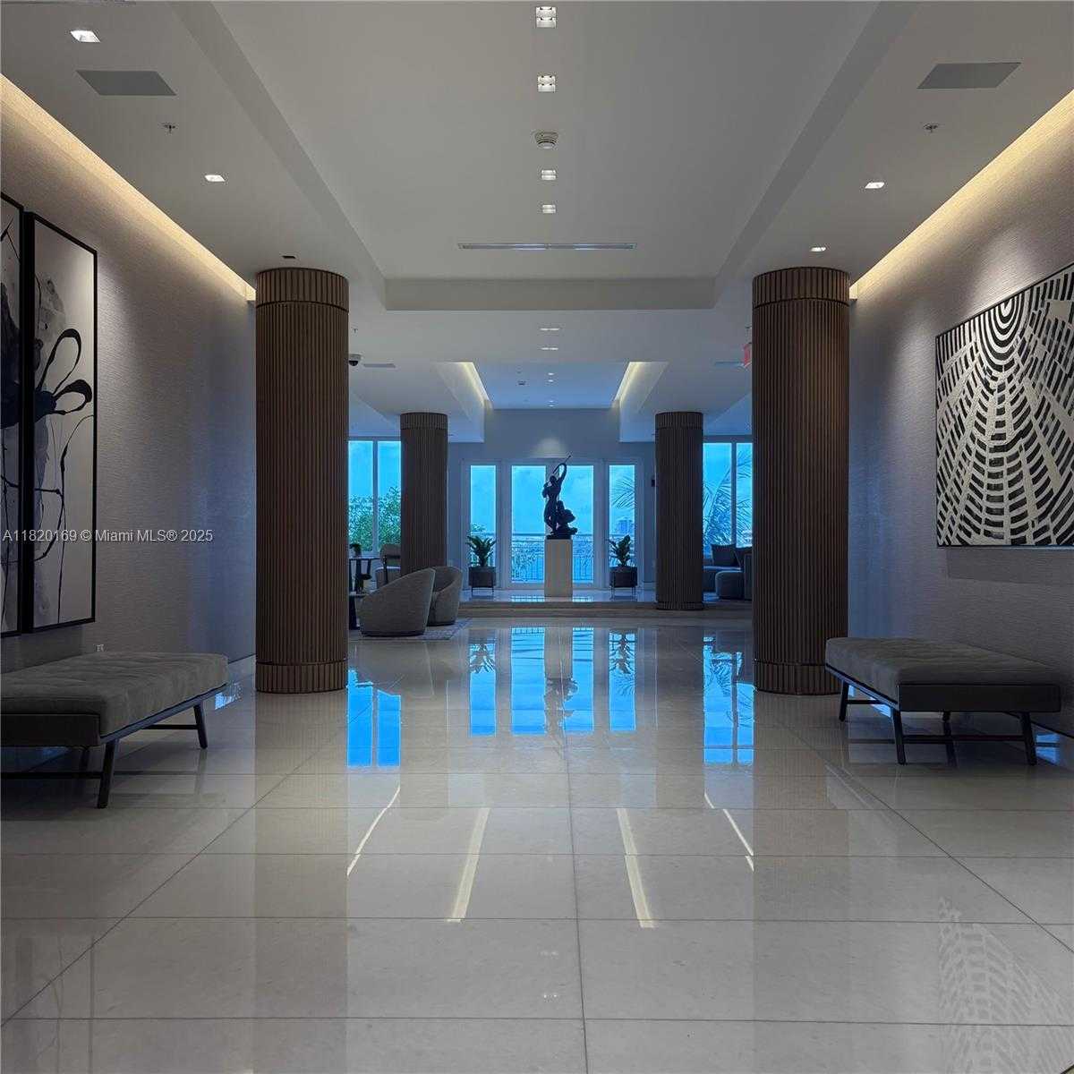 Small Image of 888 BRICKELL KEY DR #512, Miami Number 19