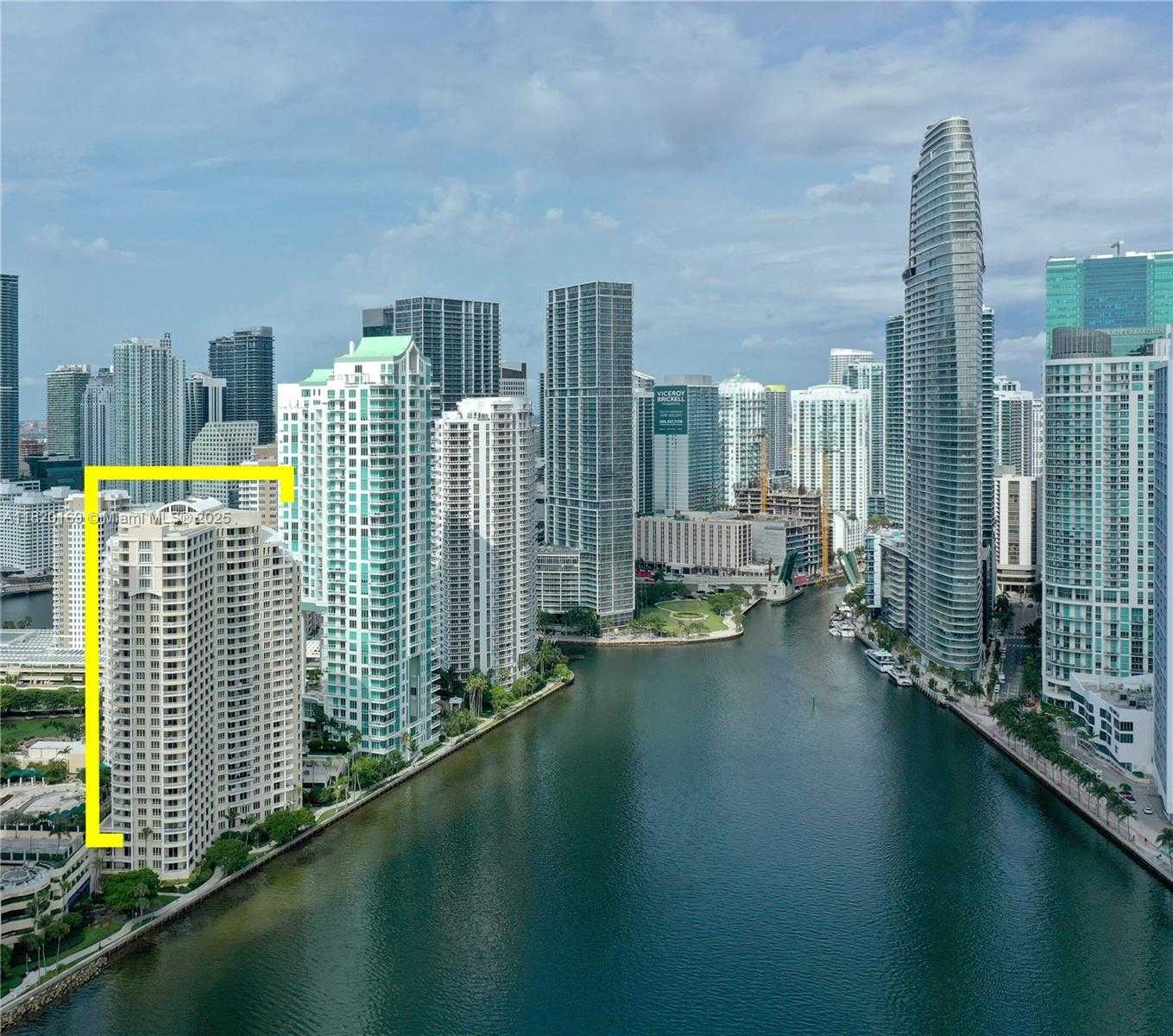 Small Image of 888 BRICKELL KEY DR #512, Miami Number 27