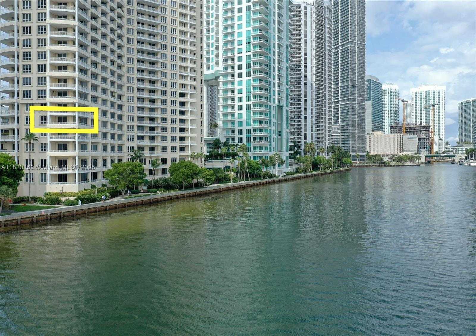 Small Image of 888 BRICKELL KEY DR #512, Miami Number 28