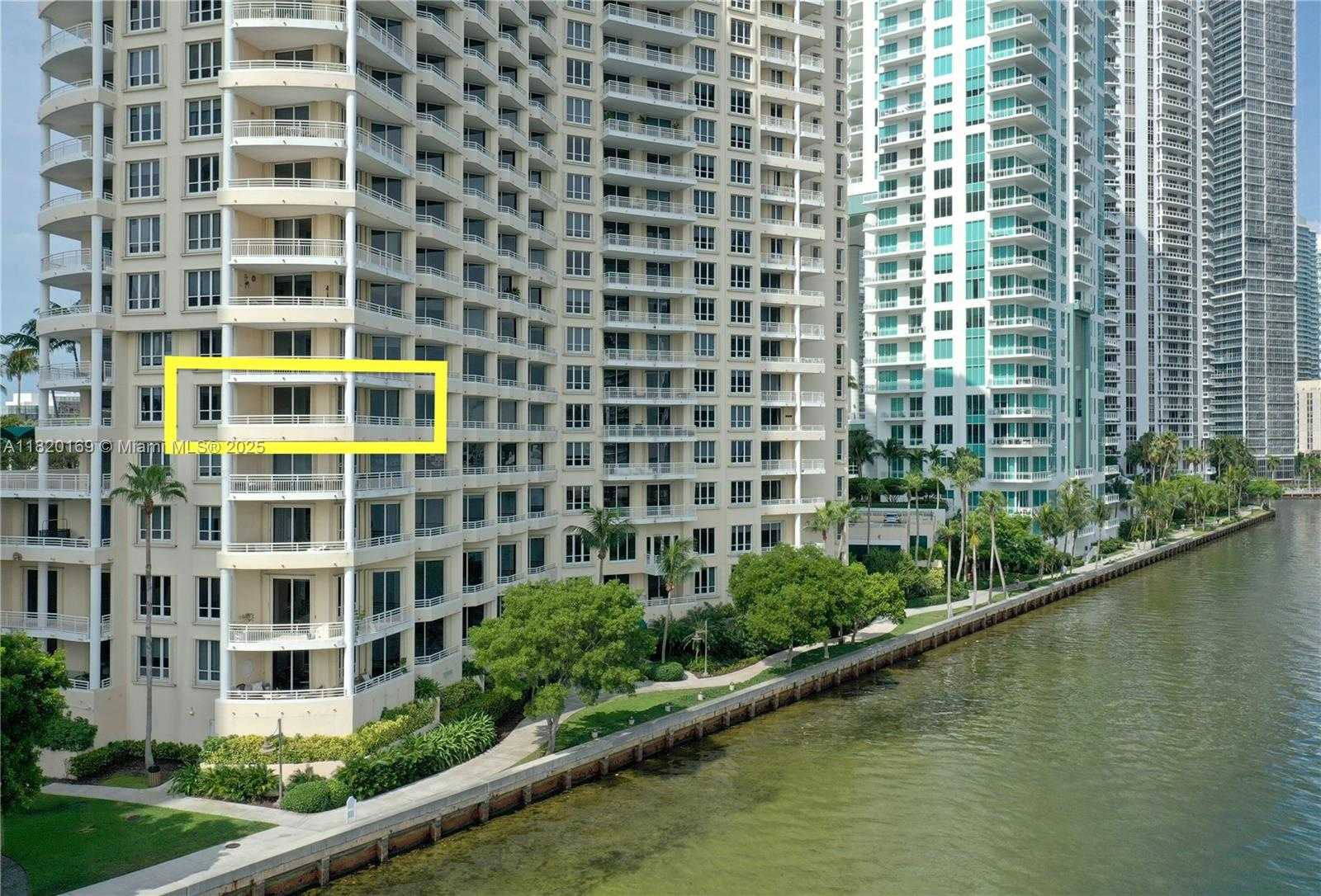 Small Image of 888 BRICKELL KEY DR #512, Miami Number 29
