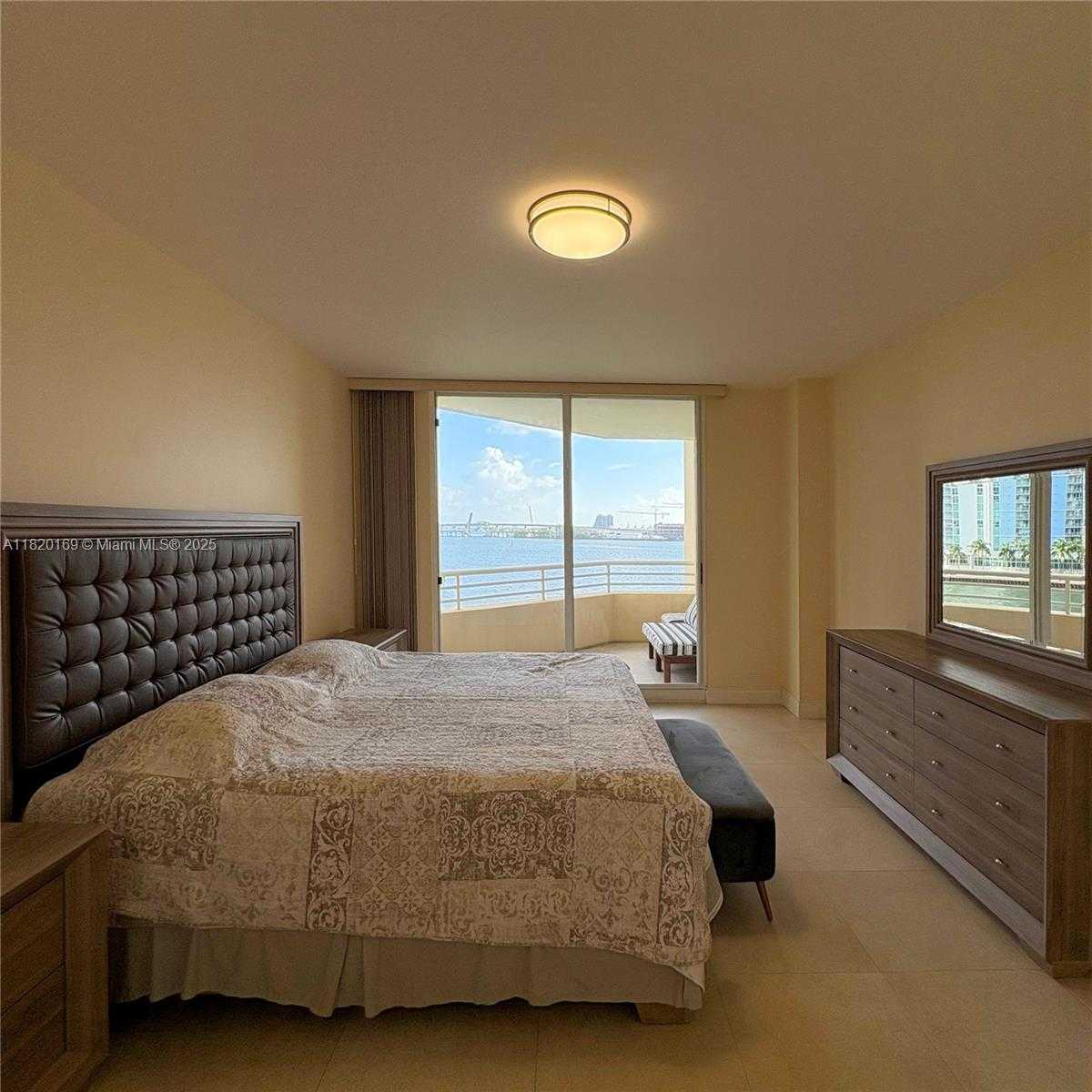 Small Image of 888 BRICKELL KEY DR #512, Miami Number 31