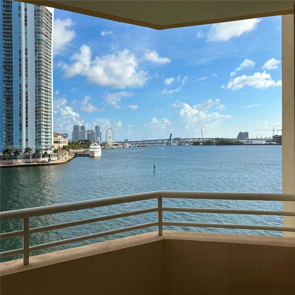 Small Image of 888 BRICKELL KEY DR #512, Miami Number 35