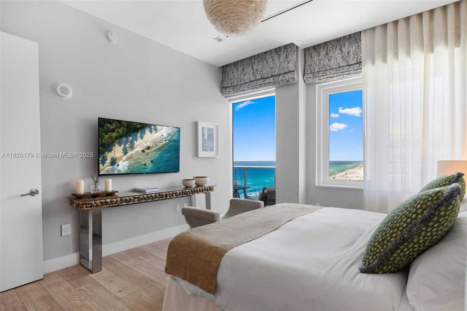 Small Image of 102 24TH ST #PH-1610, Miami Beach Number 45