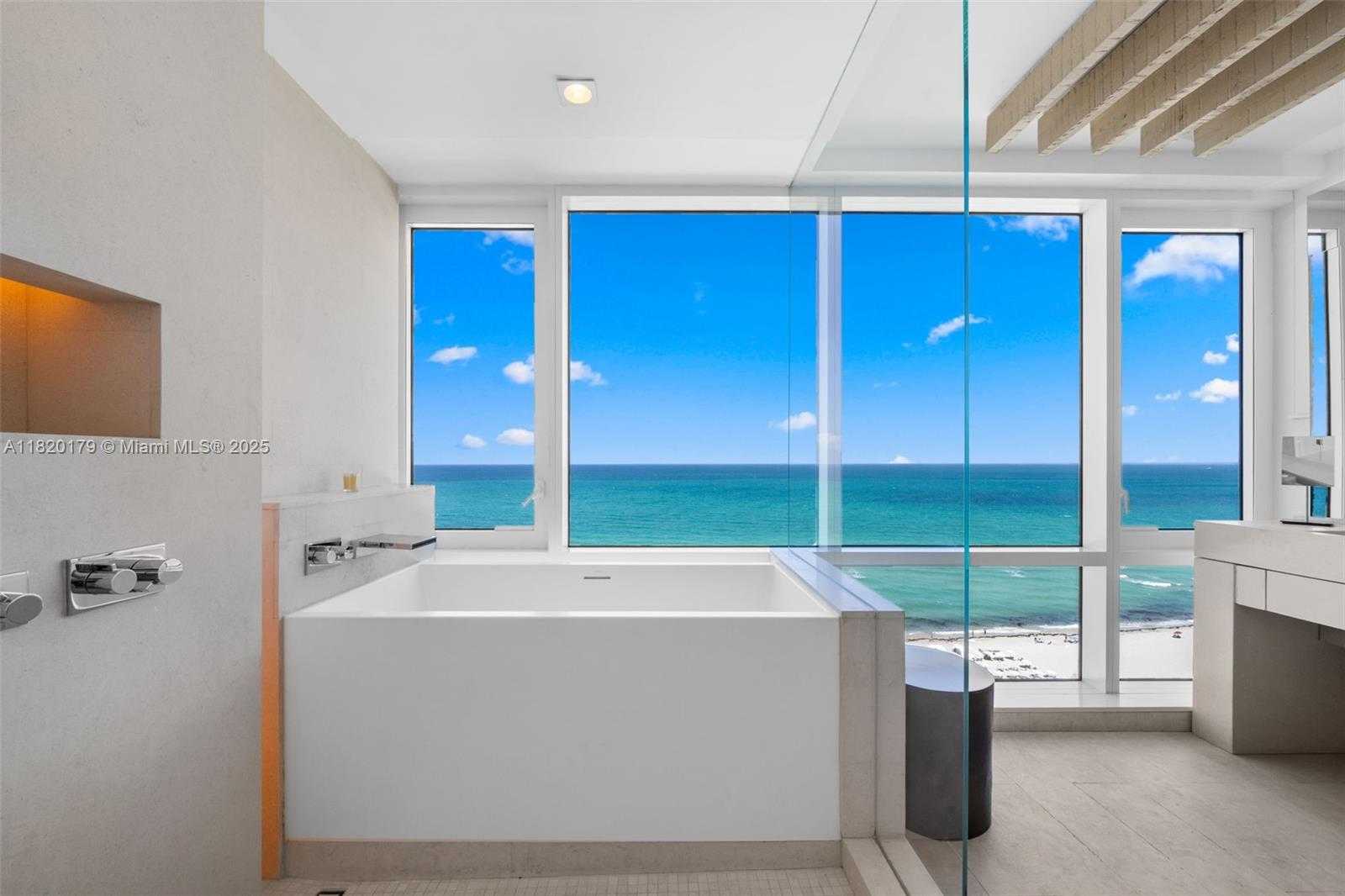 Small Image of 102 24TH ST #PH-1610, Miami Beach Number 46
