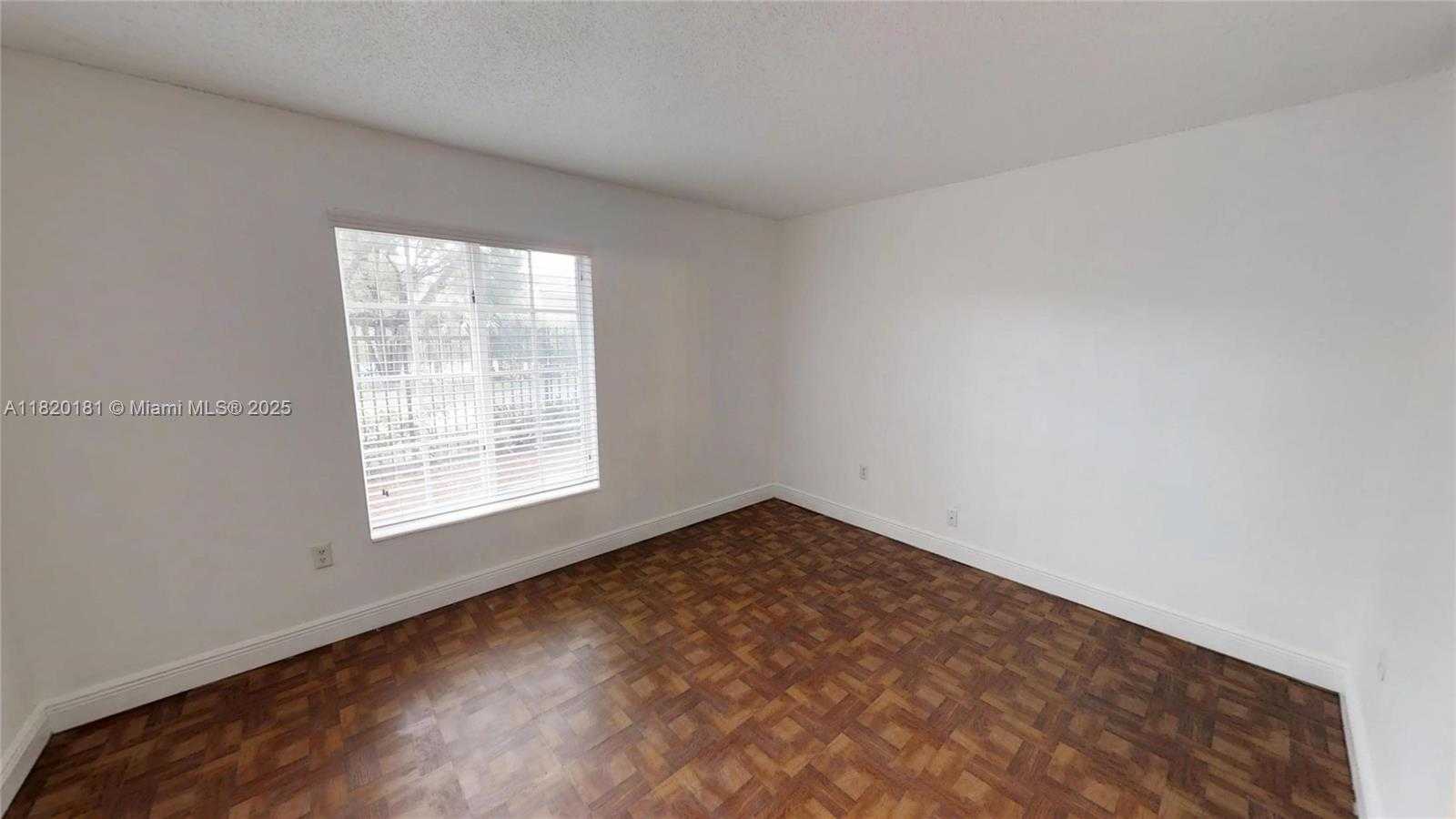 Small Image of 4800 NORTH WEST 79 #106, Doral Number 15