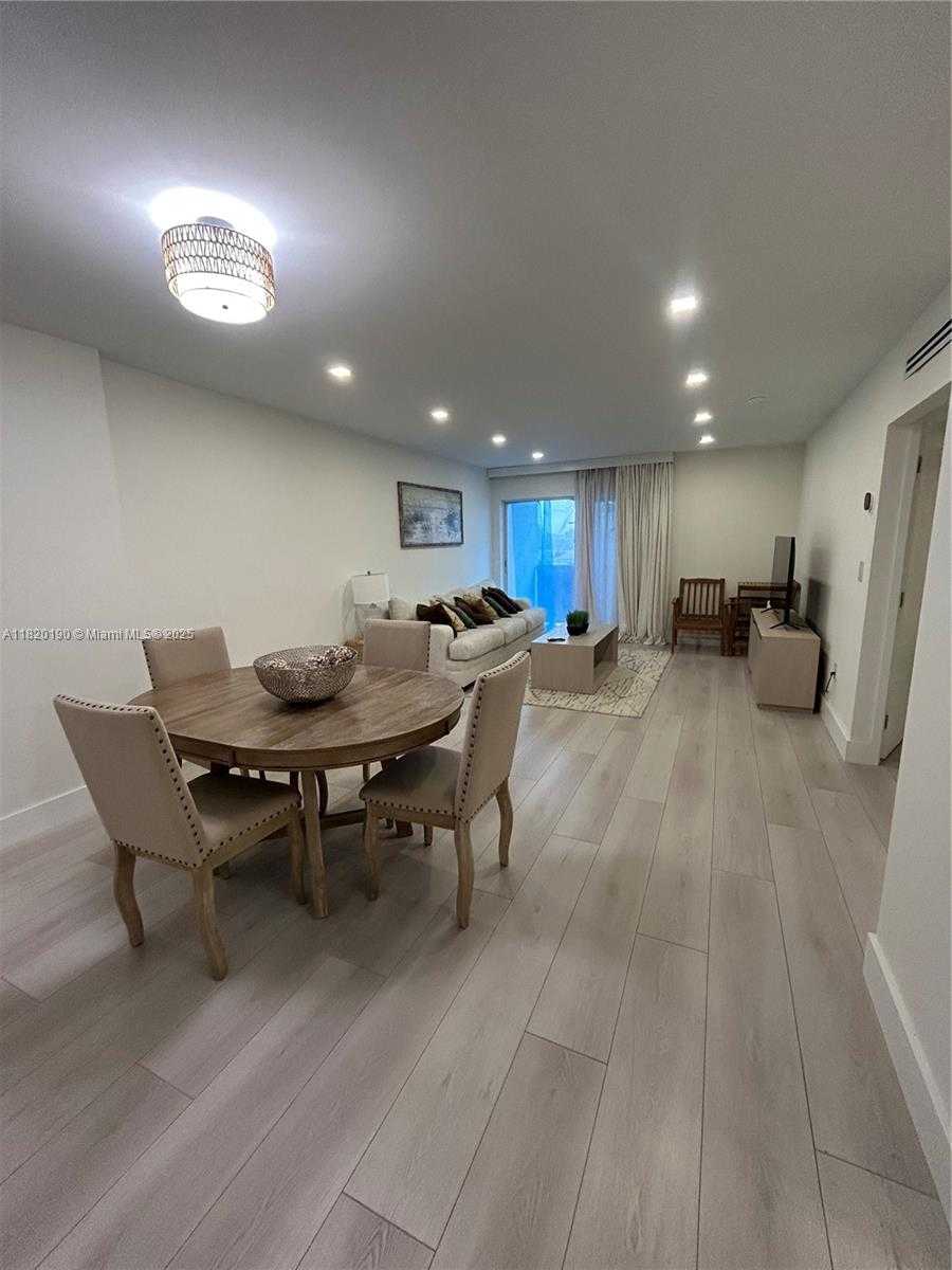 Small Image of 400 KINGS POINT DR #1517, Sunny Isles Beach Number 7