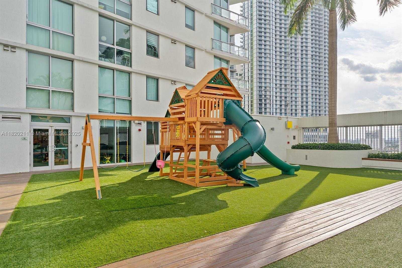 Small Image of 92 SOUTH WEST 3RD ST #4604, Miami Number 19