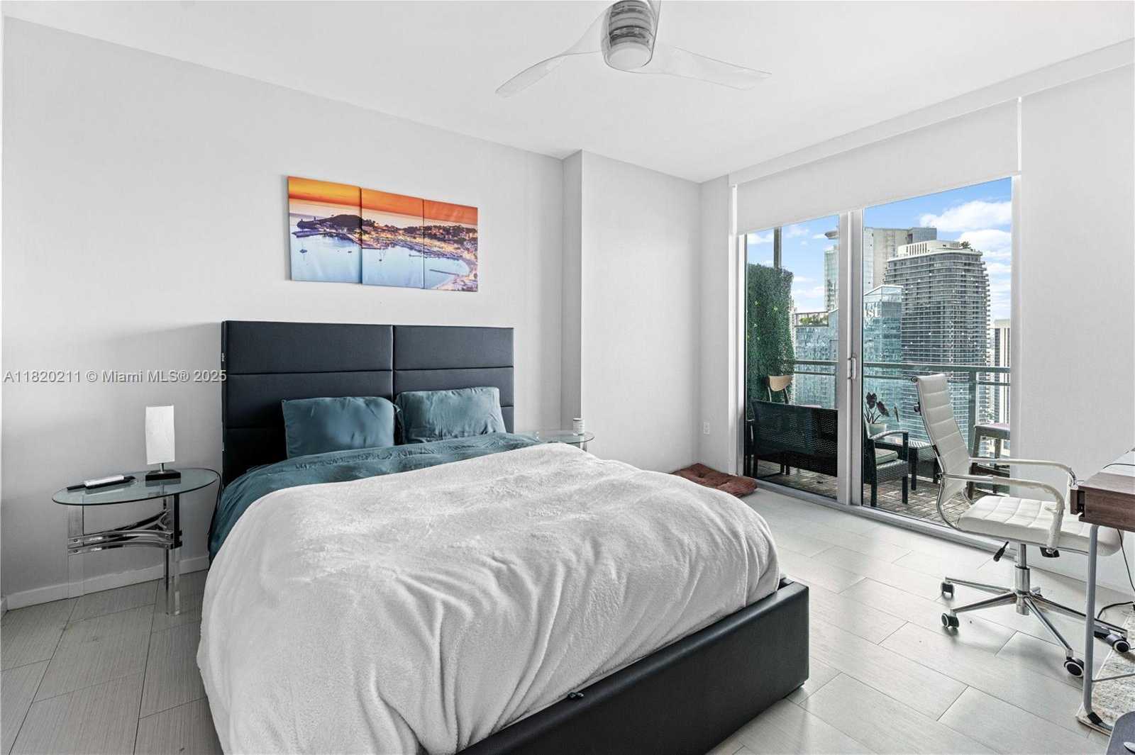 Small Image of 92 SOUTH WEST 3RD ST #4604, Miami Number 4