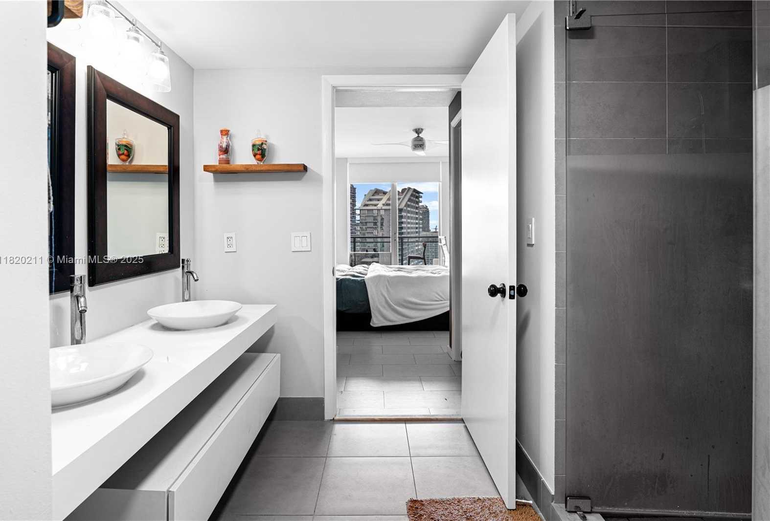 Small Image of 92 SOUTH WEST 3RD ST #4604, Miami Number 5