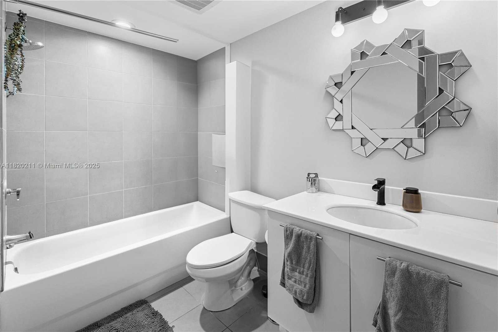 Small Image of 92 SOUTH WEST 3RD ST #4604, Miami Number 6