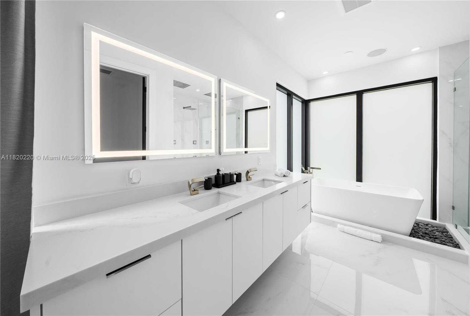 Small Image of 550 NORTH WEST 42ND ST, Miami Number 20