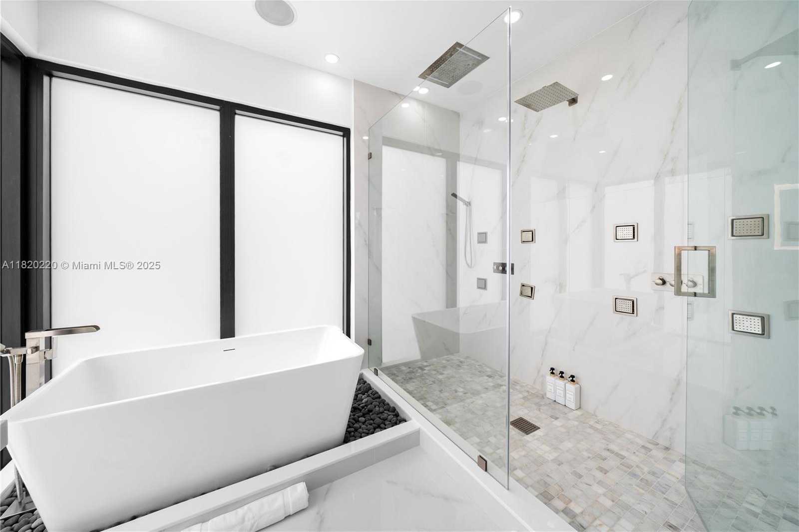 Small Image of 550 NORTH WEST 42ND ST, Miami Number 24