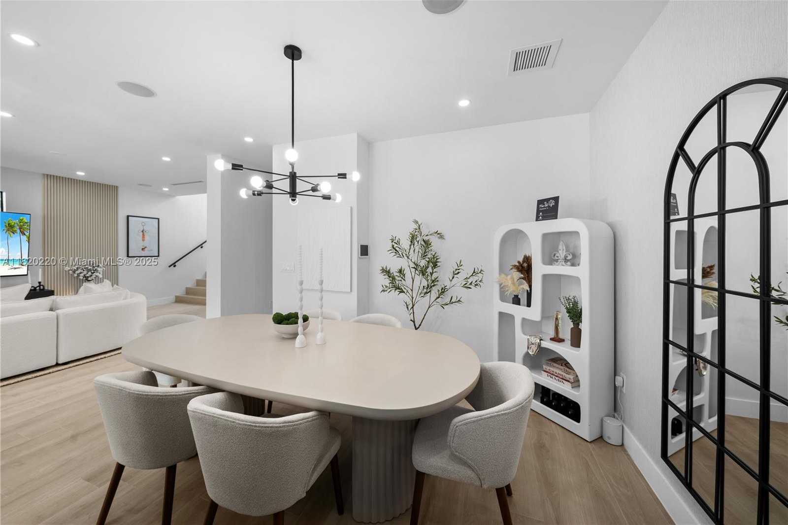 Small Image of 550 NORTH WEST 42ND ST, Miami Number 28