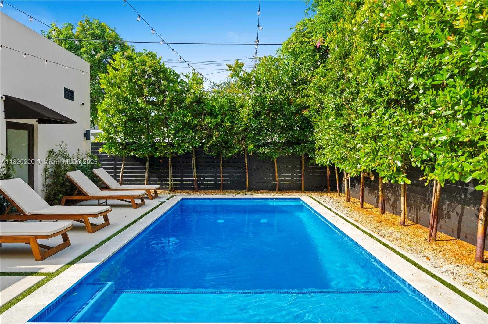Small Image of 550 NORTH WEST 42ND ST, Miami Number 42