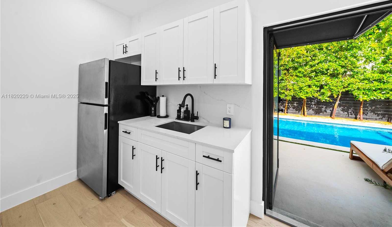 Small Image of 550 NORTH WEST 42ND ST, Miami Number 48