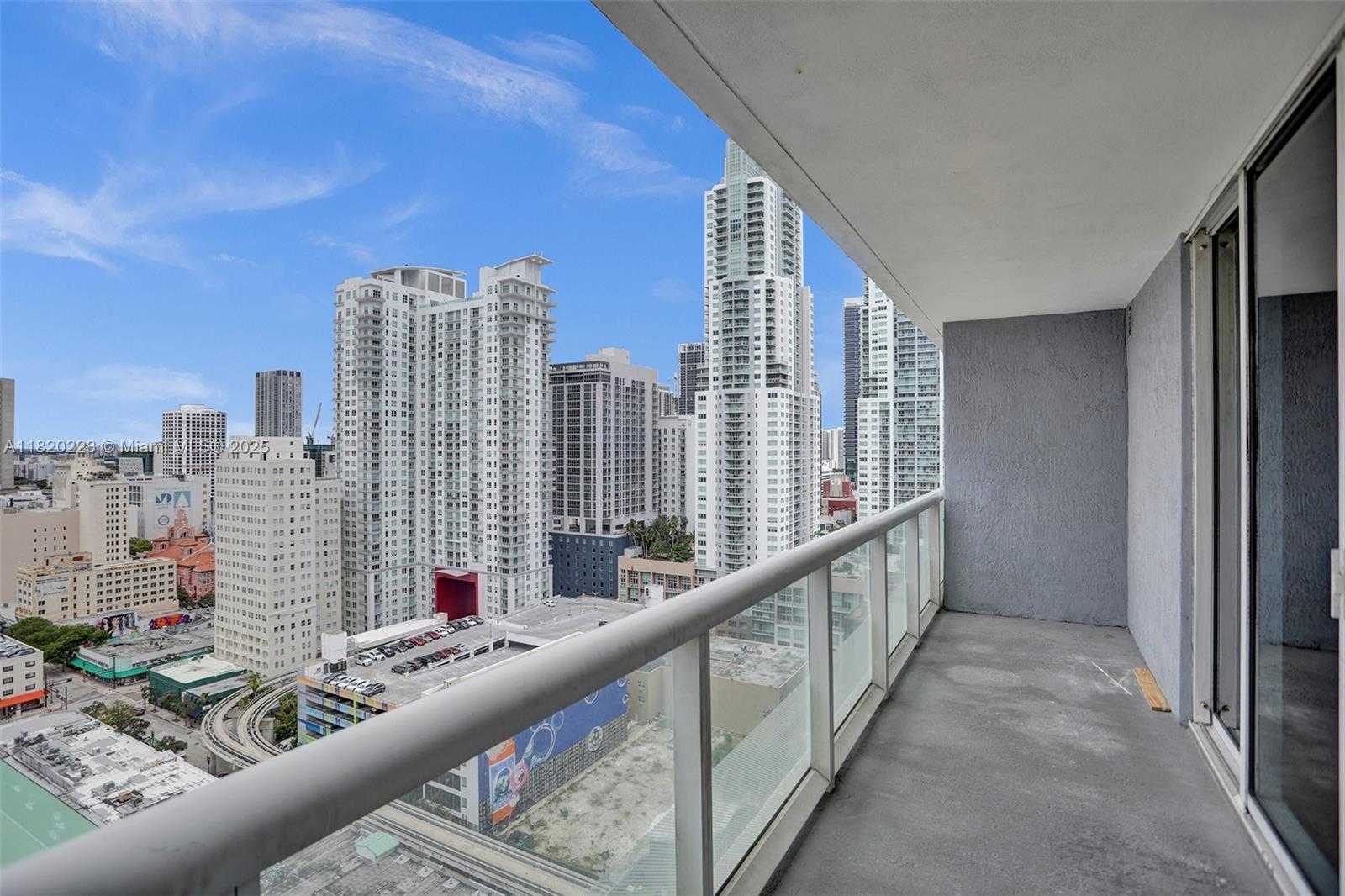 Small Image of 50 BISCAYNE BLVD #2309, Miami Number 10