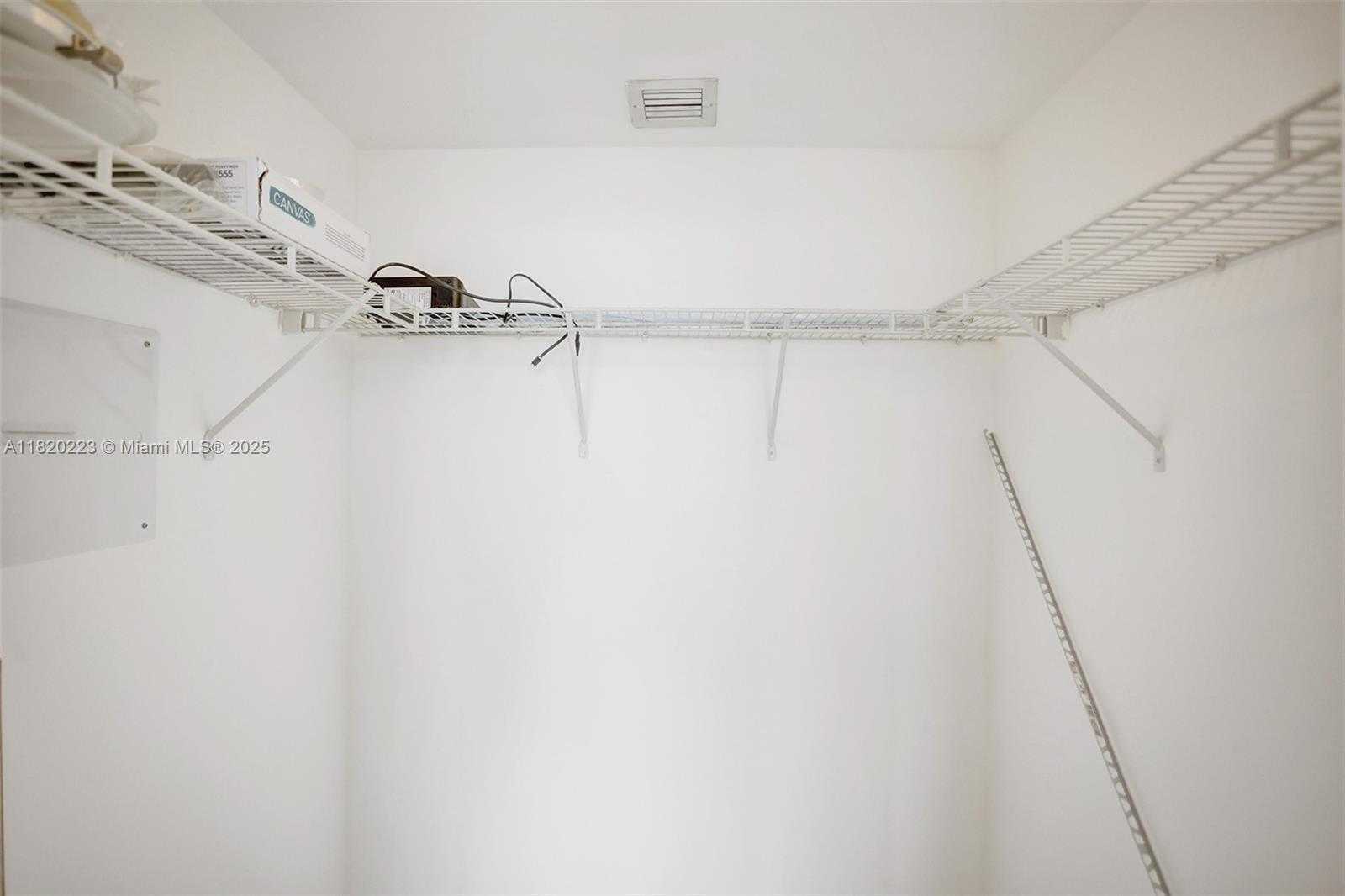 Small Image of 50 BISCAYNE BLVD #2309, Miami Number 8