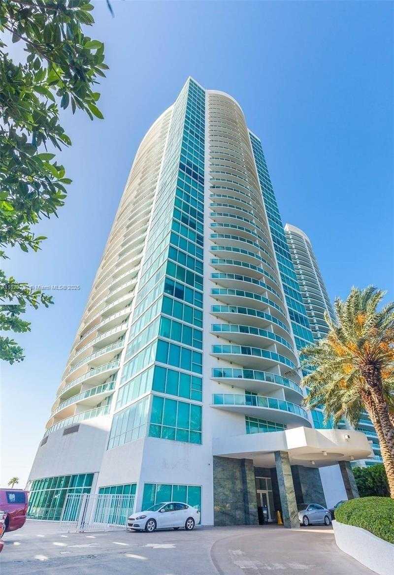 Small Image of 2101 BRICKELL AVE #2209, Miami Number 9