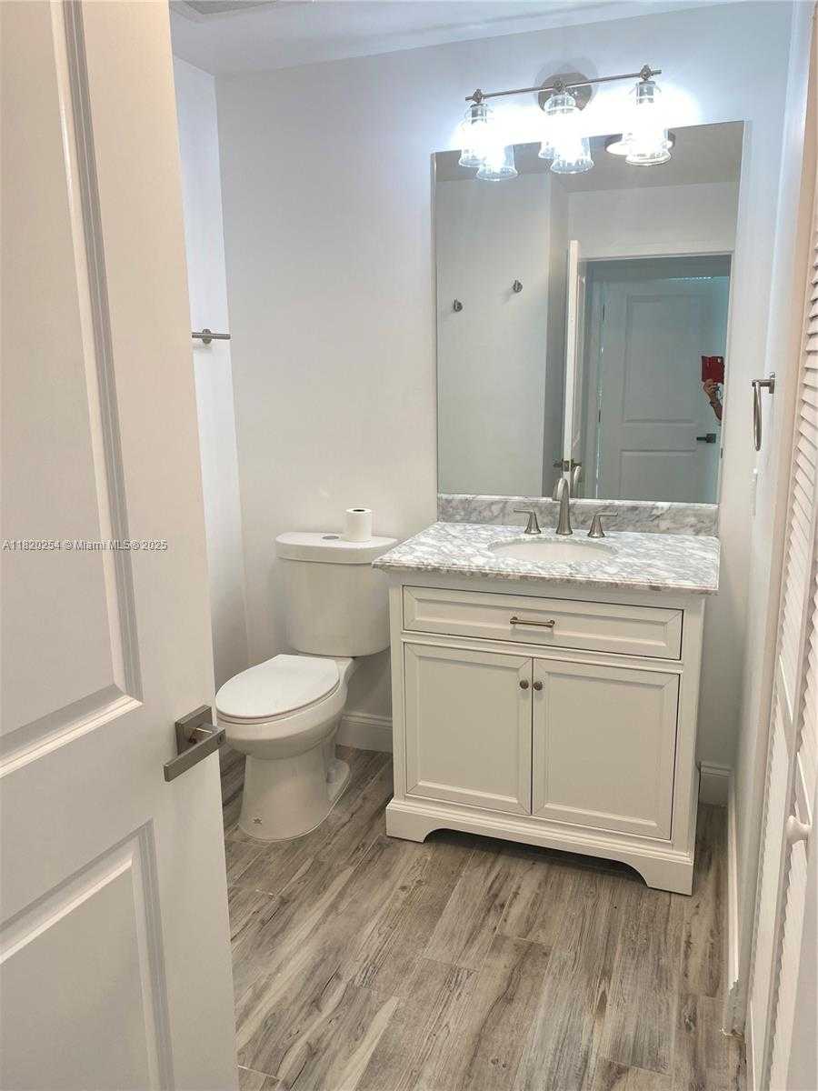 Small Image of 1111 SOUTH WEST 1 AVE #2617, Miami Number 11