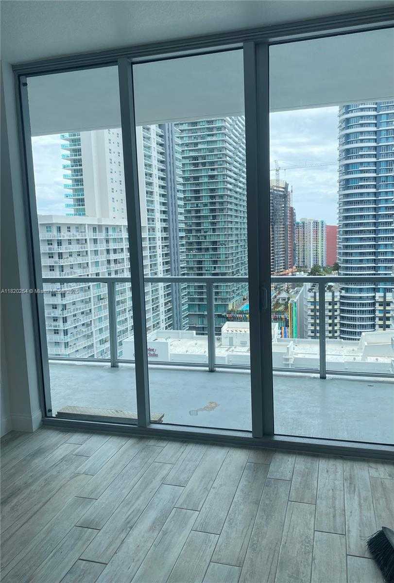 Small Image of 1111 SOUTH WEST 1 AVE #2617, Miami Number 3
