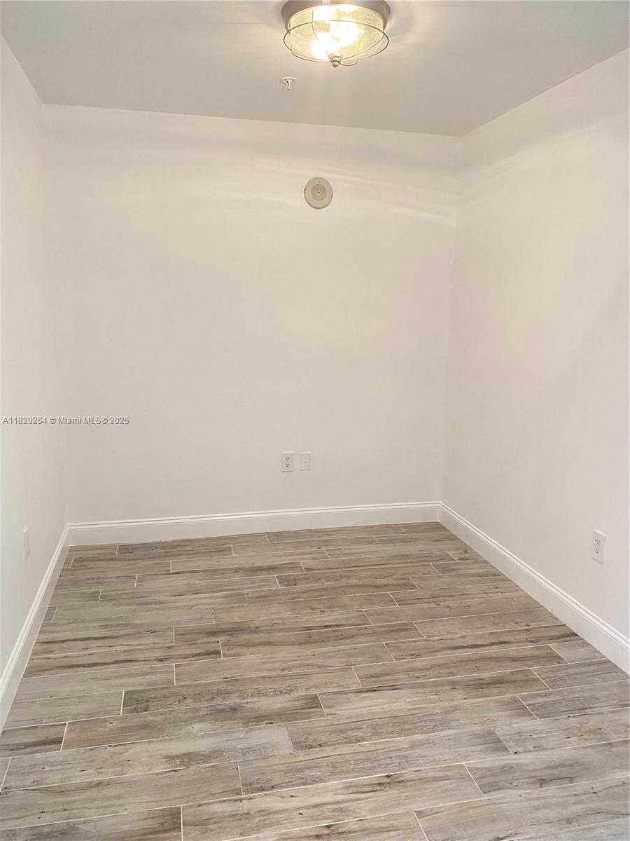 Small Image of 1111 SOUTH WEST 1 AVE #2617, Miami Number 5