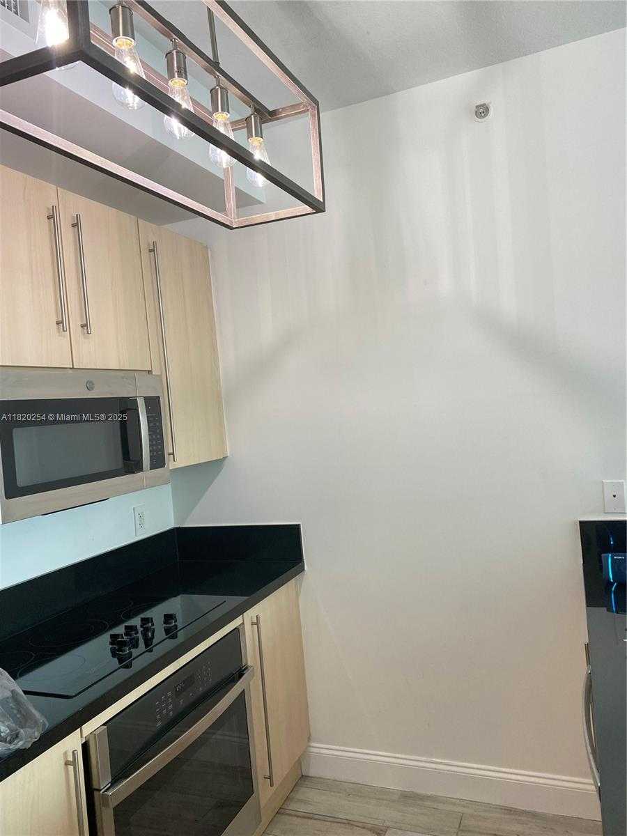 Small Image of 1111 SOUTH WEST 1 AVE #2617, Miami Number 7