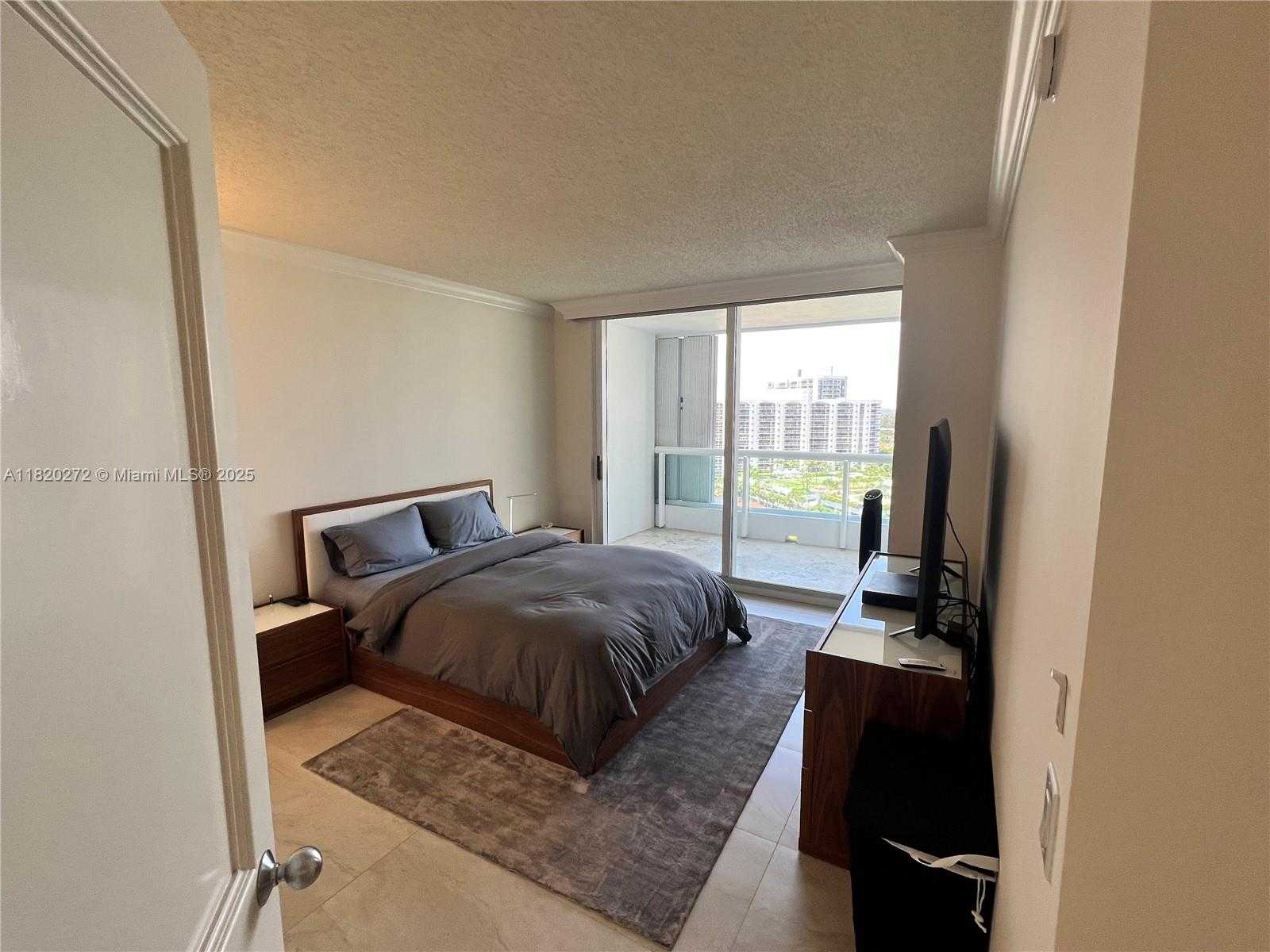 Small Image of 21055 NORTH WEST YACHT CLUB DR #1505, Aventura Number 14