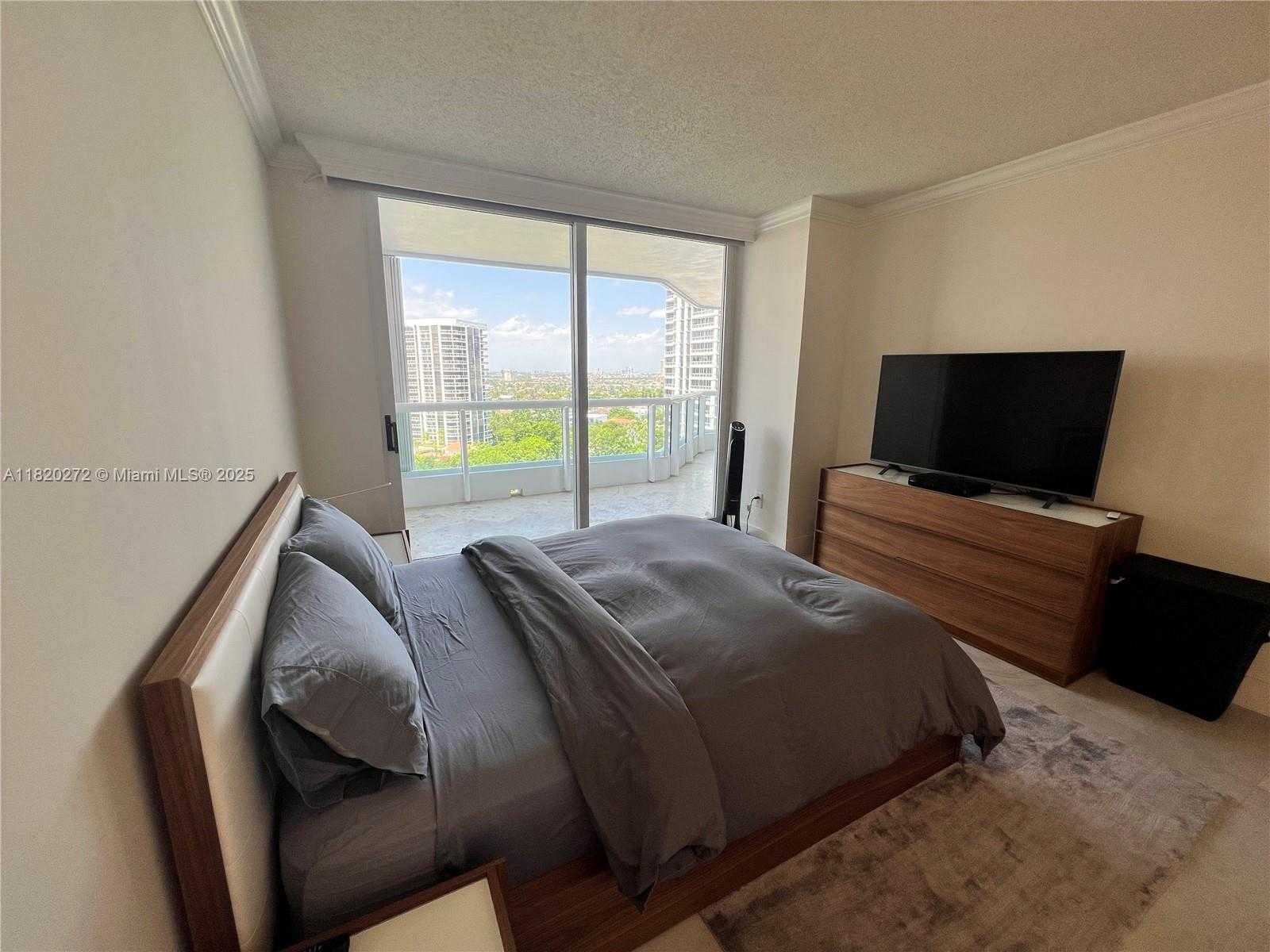 Small Image of 21055 NORTH WEST YACHT CLUB DR #1505, Aventura Number 16