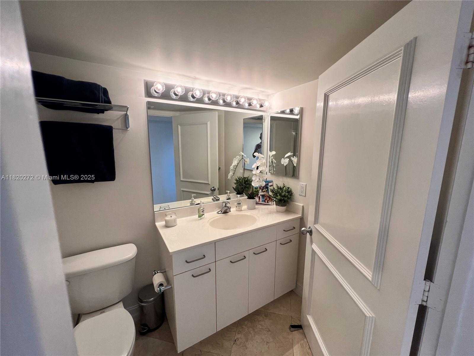 Small Image of 21055 NORTH WEST YACHT CLUB DR #1505, Aventura Number 18