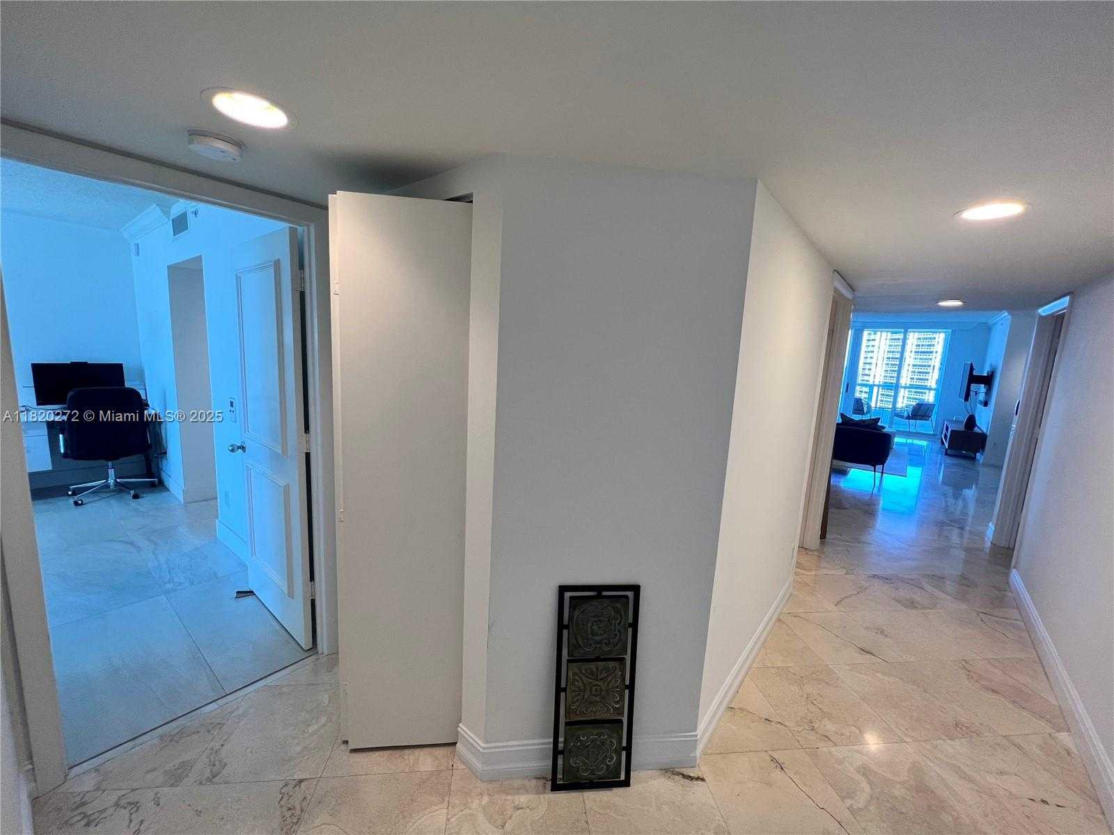 Small Image of 21055 NORTH WEST YACHT CLUB DR #1505, Aventura Number 20