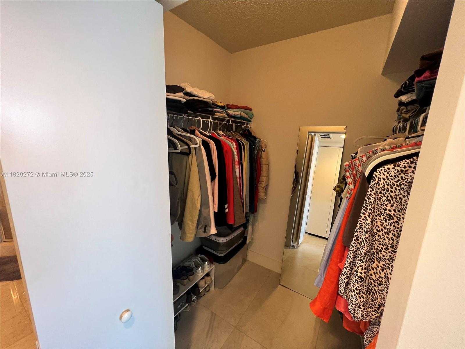 Small Image of 21055 NORTH WEST YACHT CLUB DR #1505, Aventura Number 30