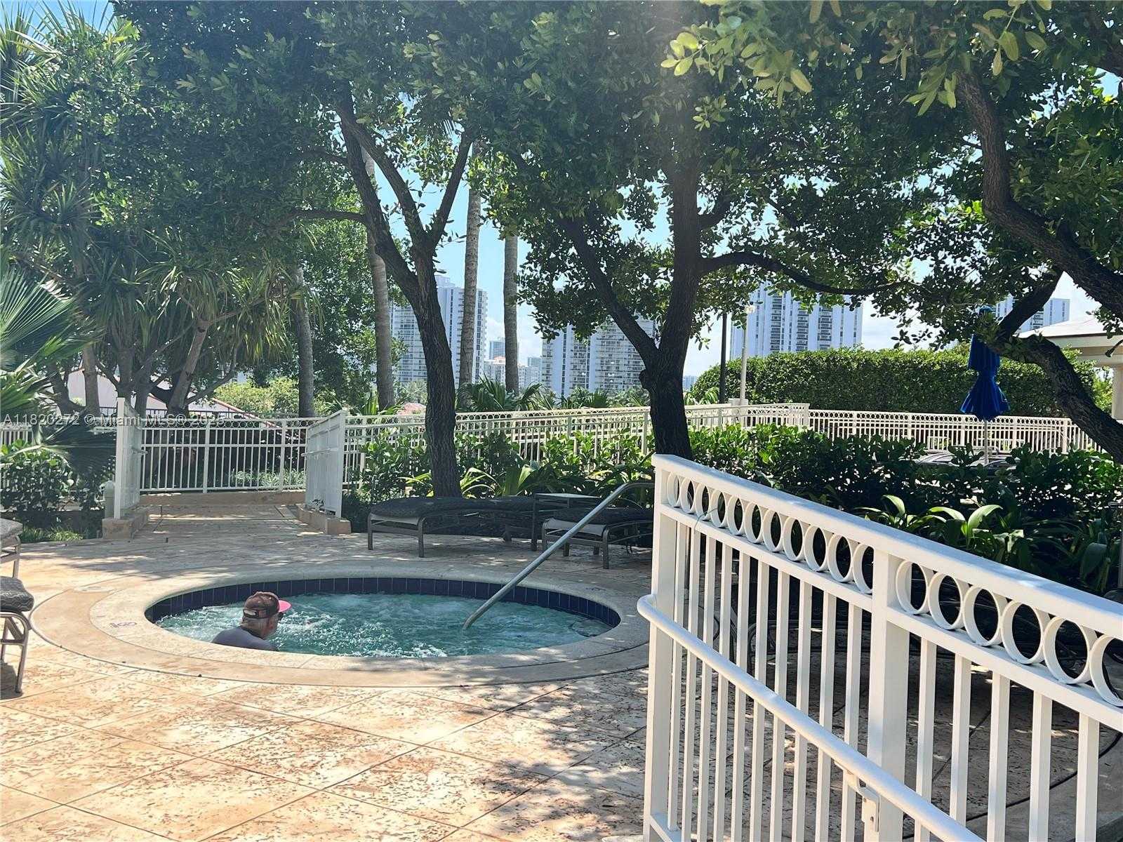 Small Image of 21055 NORTH WEST YACHT CLUB DR #1505, Aventura Number 39