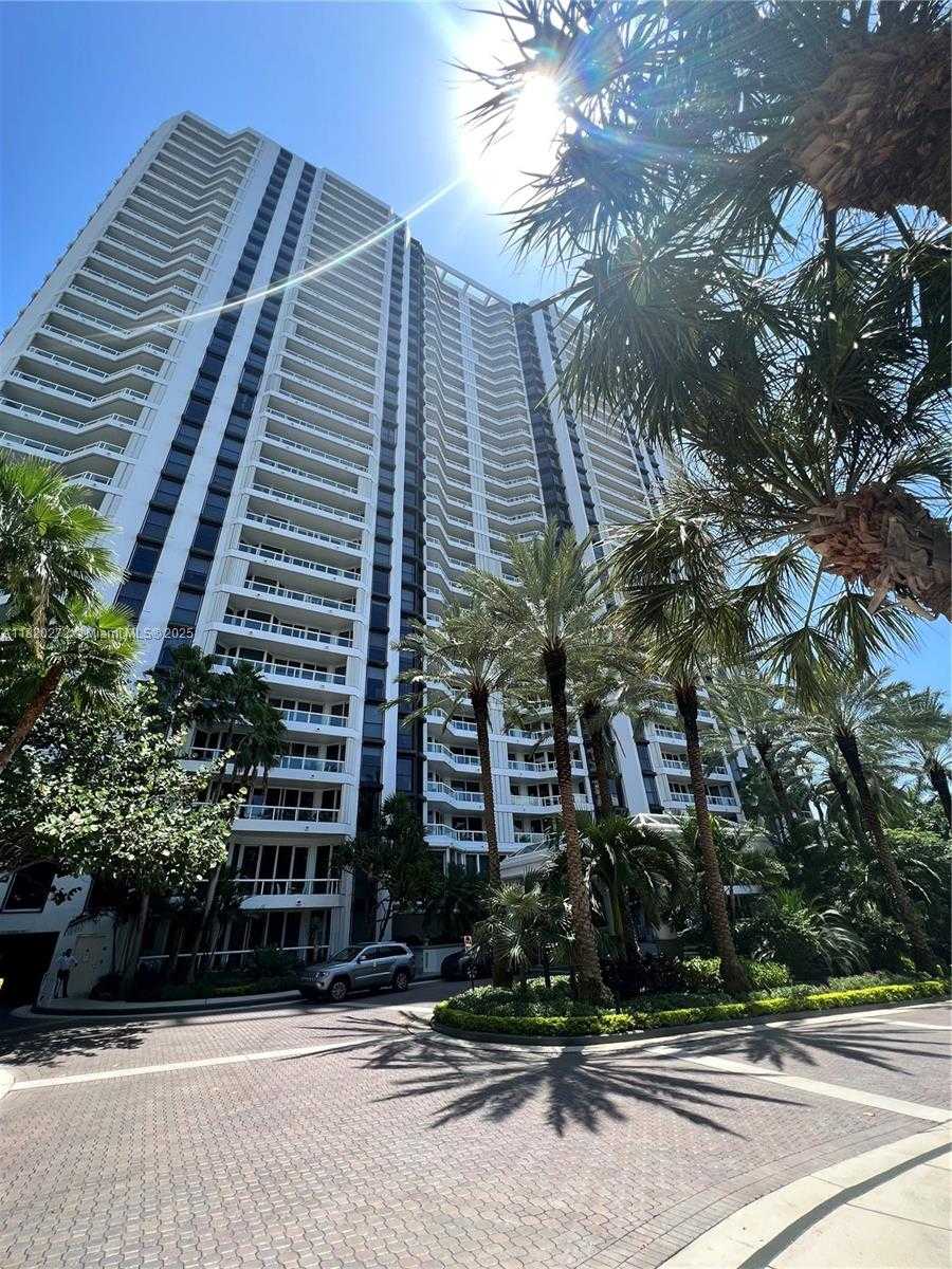 Small Image of 21055 NORTH WEST YACHT CLUB DR #1505, Aventura Number 43