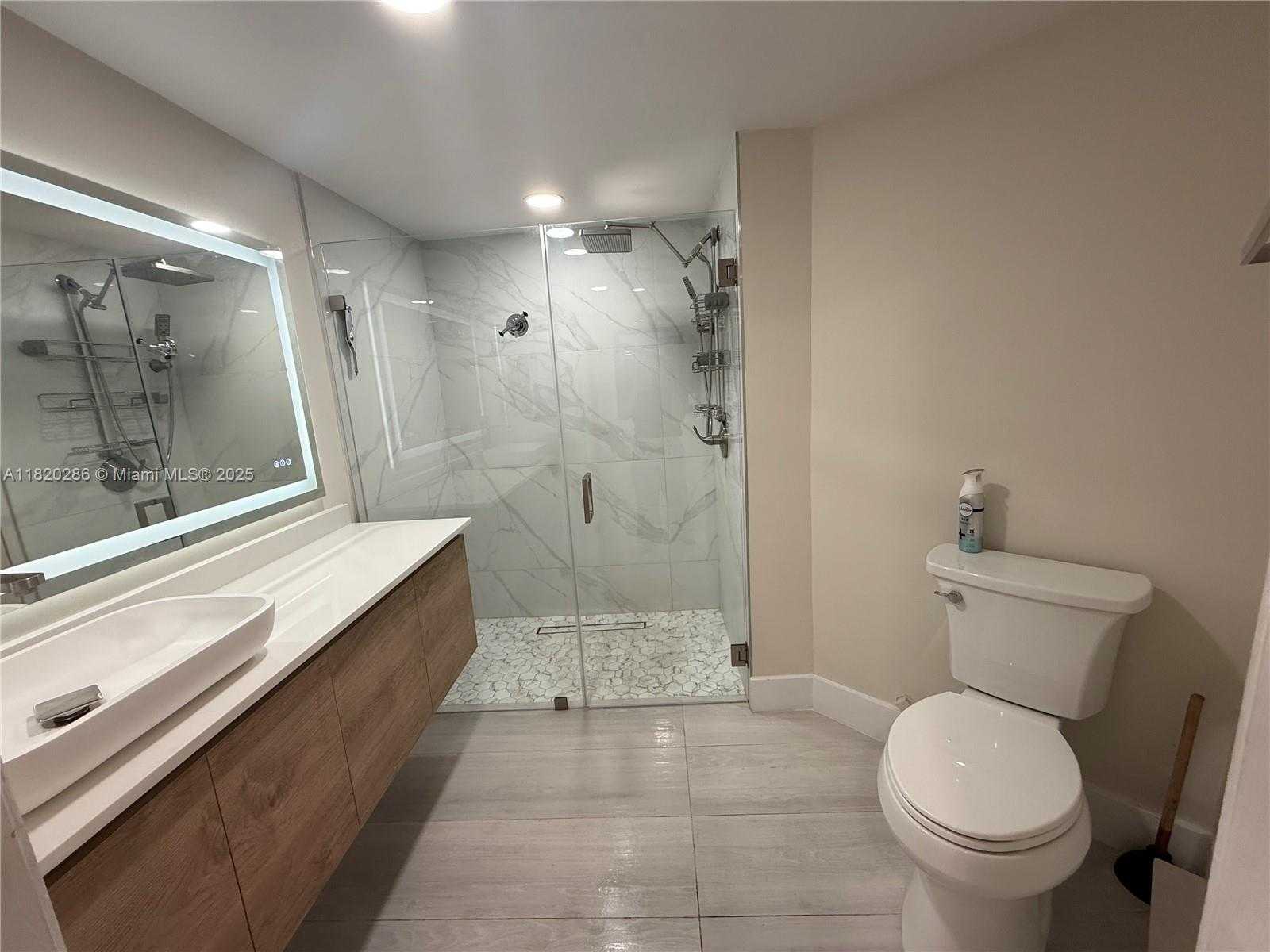 Small Image of 9405 FONTAINEBLEAU BLVD #113-22, Miami Number 31