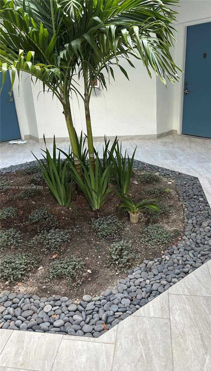 Small Image of 9405 FONTAINEBLEAU BLVD #113-22, Miami Number 36