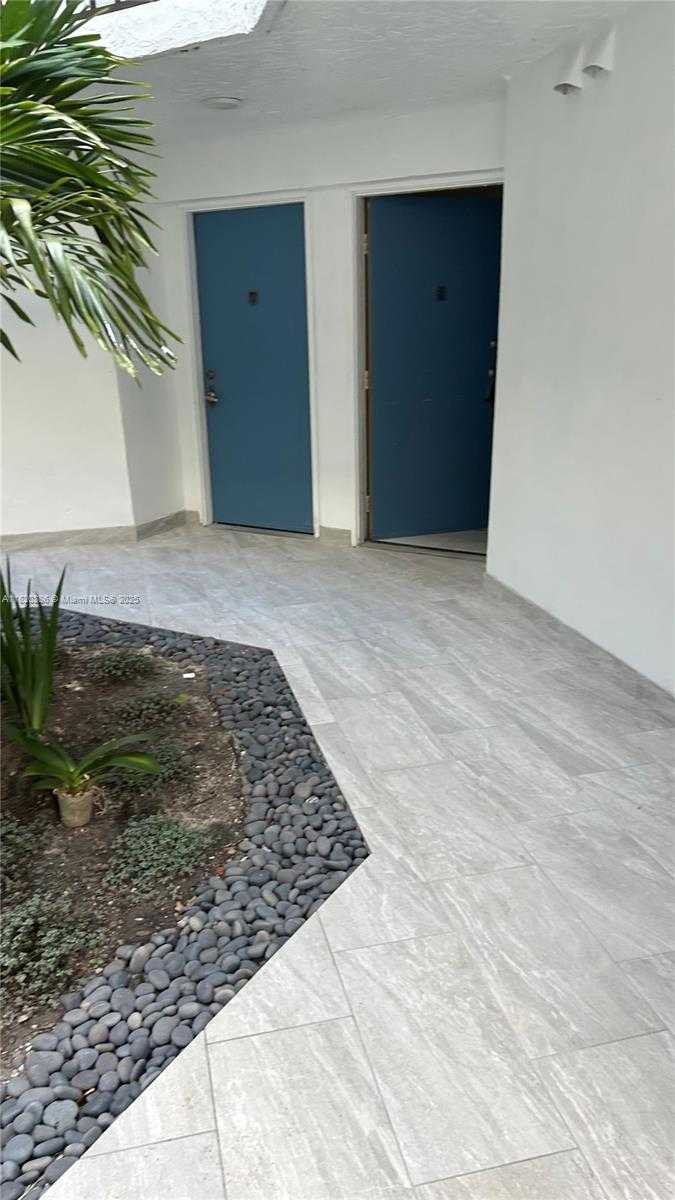 Small Image of 9405 FONTAINEBLEAU BLVD #113-22, Miami Number 37