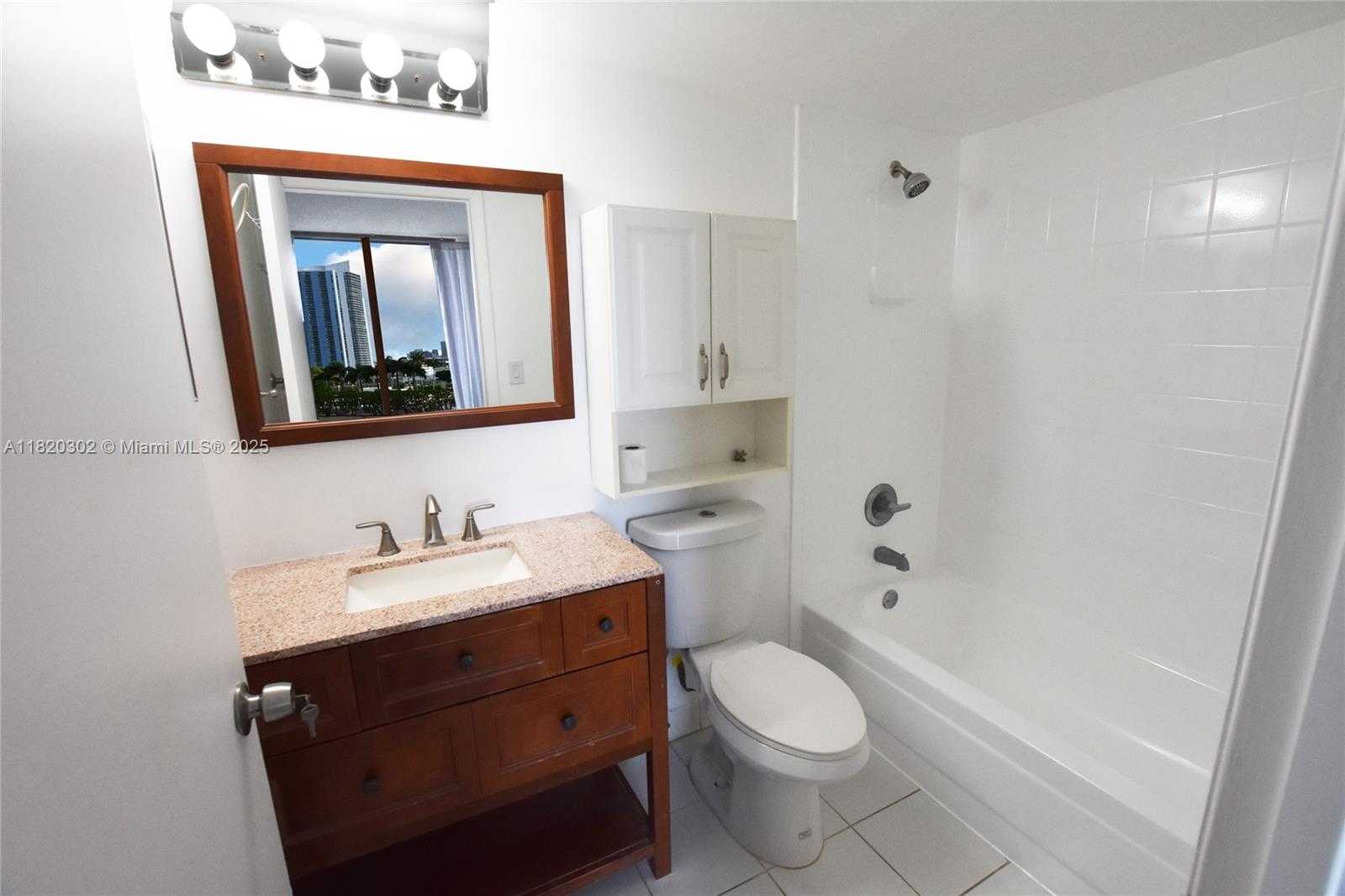 Small Image of 540 BRICKELL KEY DR #818, Miami Number 19