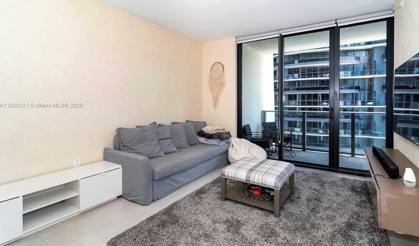 Small Image of 1010 BRICKELL AVE #2508, Miami Number 8