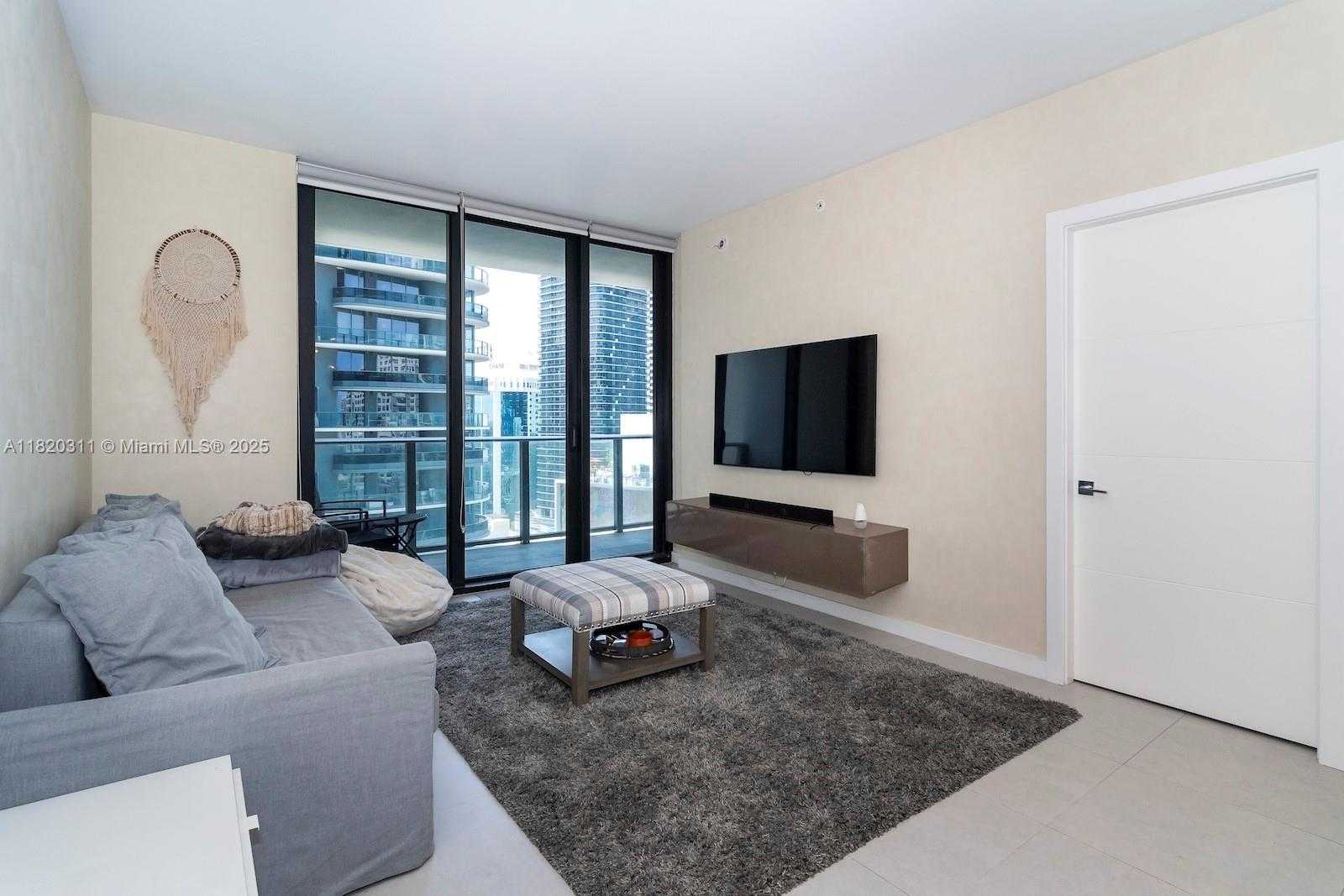Small Image of 1010 BRICKELL AVE #2508, Miami Number 9